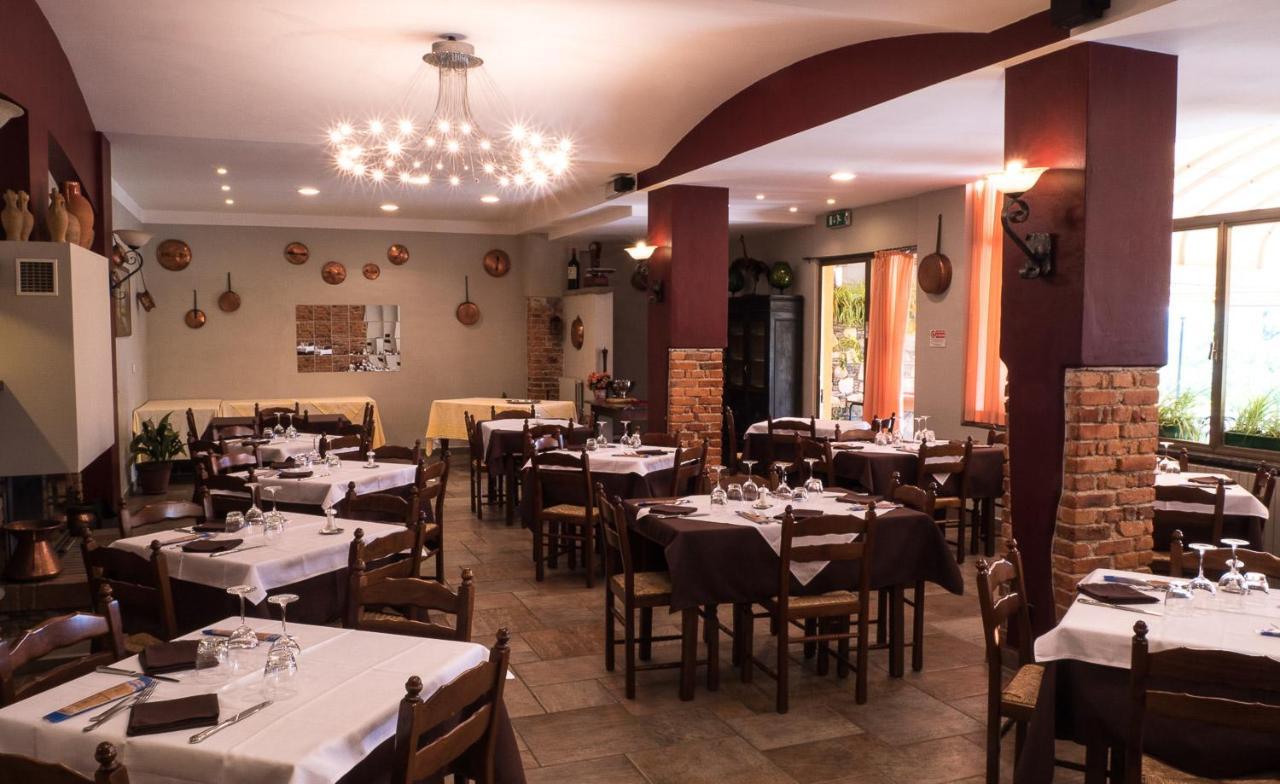Albergo Ristorante Monterosa Ameno Exterior photo